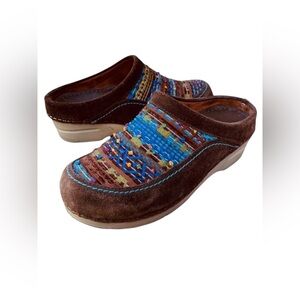 Dansko Mystique Suede Clog Mule Brown Embroidered Slip On Sz 38 7 Boho FESTIVAL